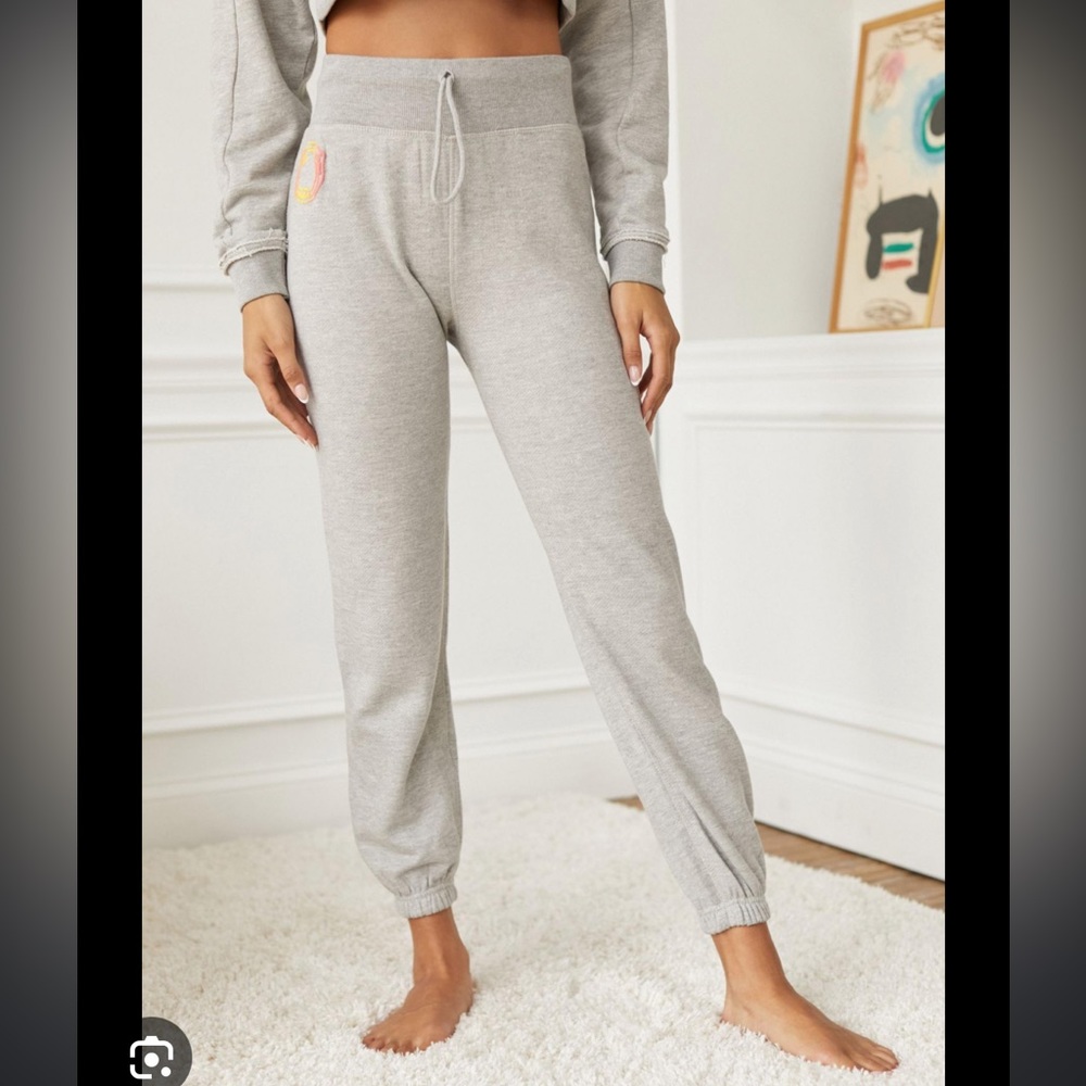 urban outfitter jogger small gray